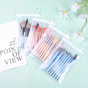 8 Pieces Cute Mini Brushes Pack (random Color)