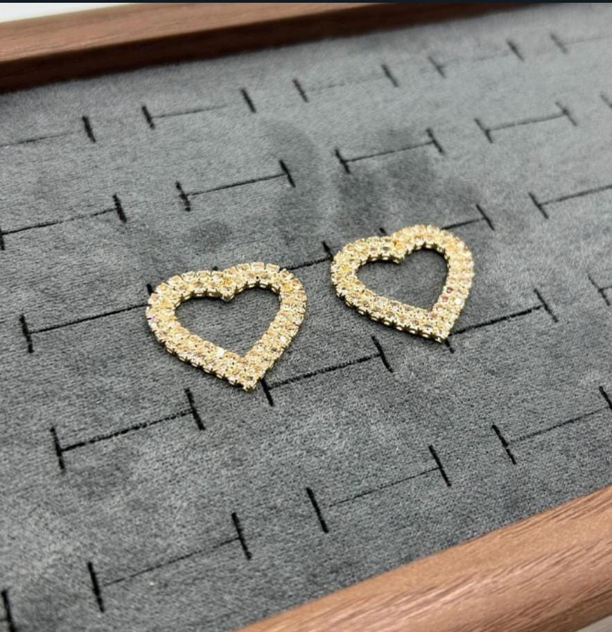 HEART SHAPE EARINGS