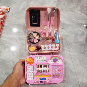 Girls makeup set